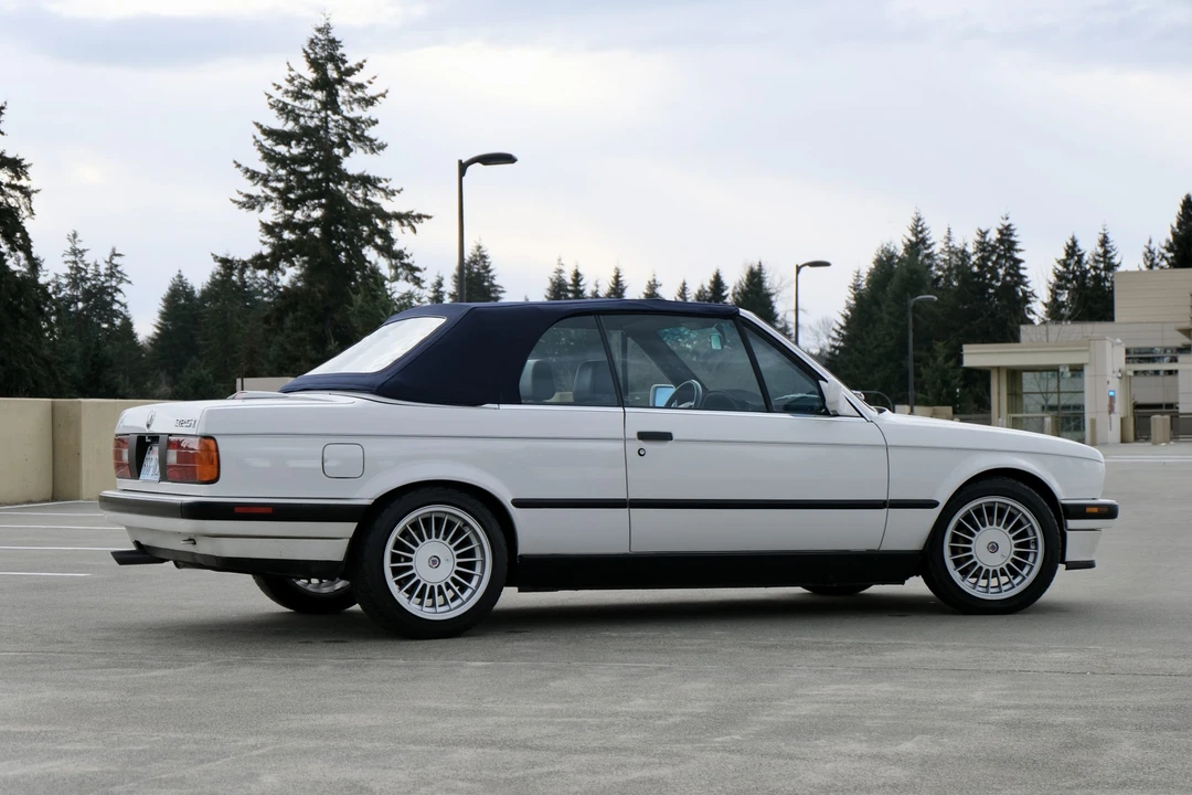 1992 BMW E30 3 Series - Image 9 of 31