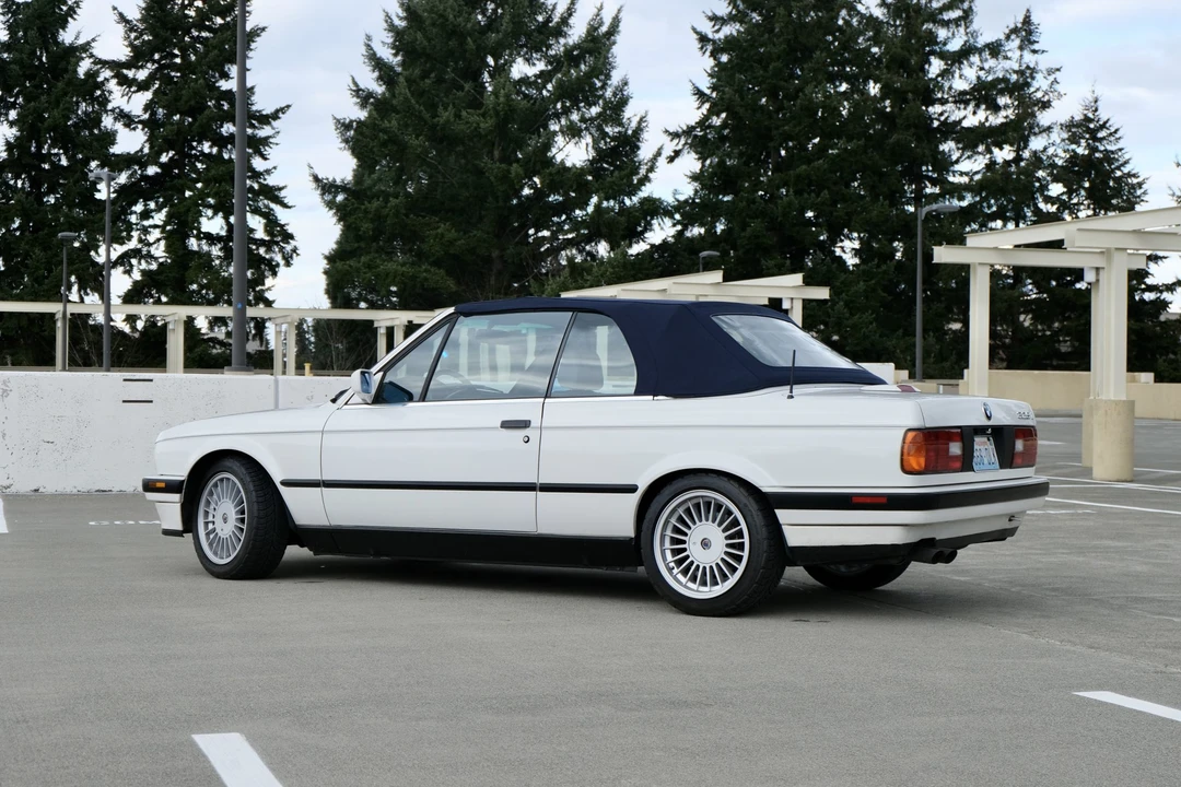 1992 BMW E30 3 Series - Image 13 of 31