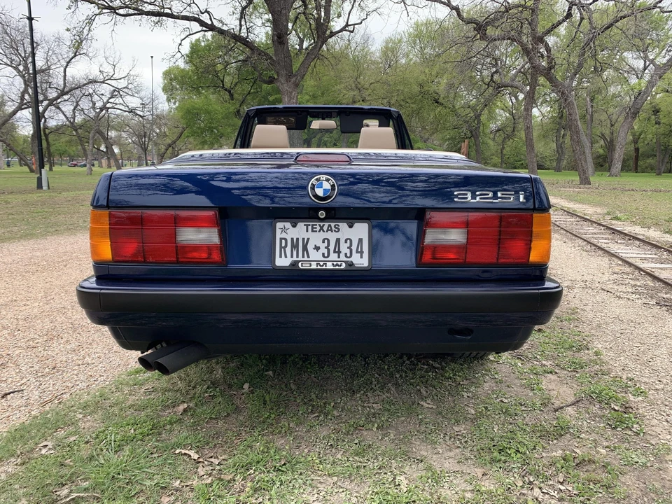 1992 BMW E30 3 Series - Image 11 of 31