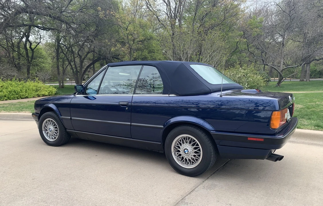 1992 BMW E30 3 Series - Image 27 of 31