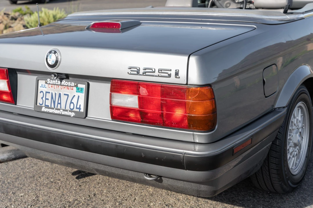 1992 BMW E30 3 Series - Image 29 of 31