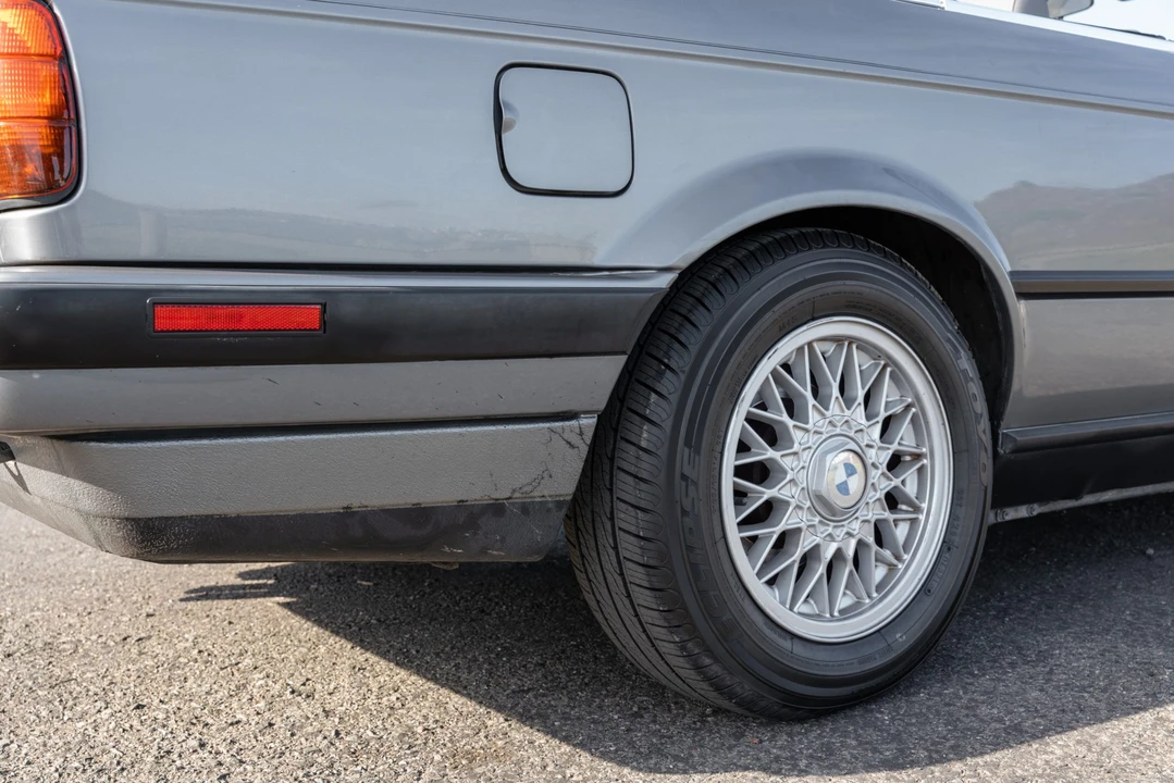 1992 BMW E30 3 Series - Image 26 of 31