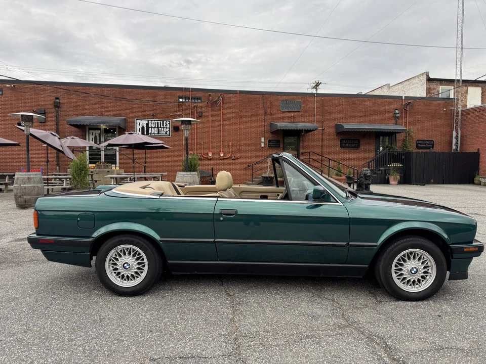 1992 BMW E30 3 Series - Image 14 of 31