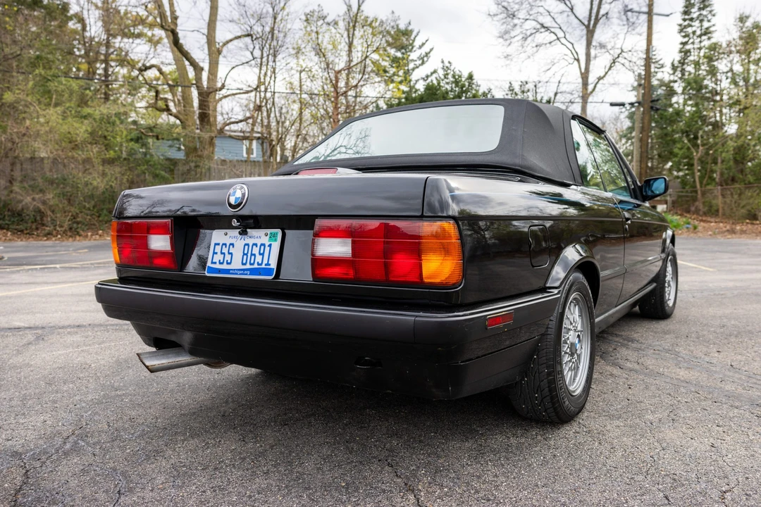 1992 BMW E30 3 Series - Image 14 of 31