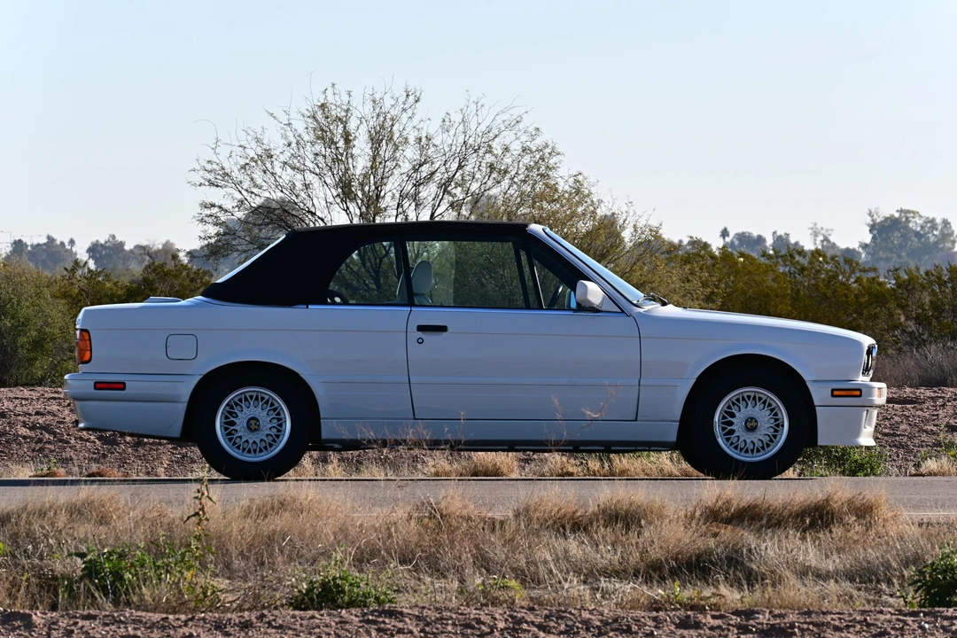 1992 BMW E30 3 Series - Image 19 of 31