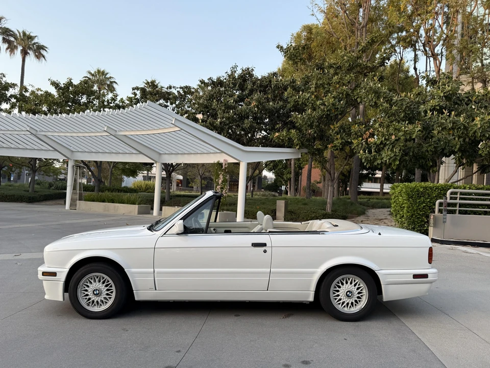 1992 BMW E30 3 Series - Image 9 of 31
