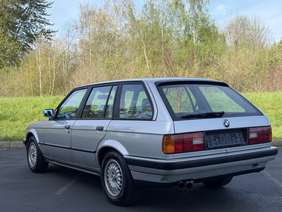 1992 BMW E30 3 Series - Image 13 of 31