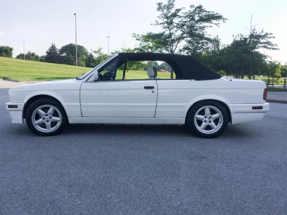 1992 BMW E30 3 Series - Image 5 of 31