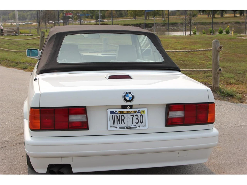 1992 BMW E30 3 Series - Image 10 of 31