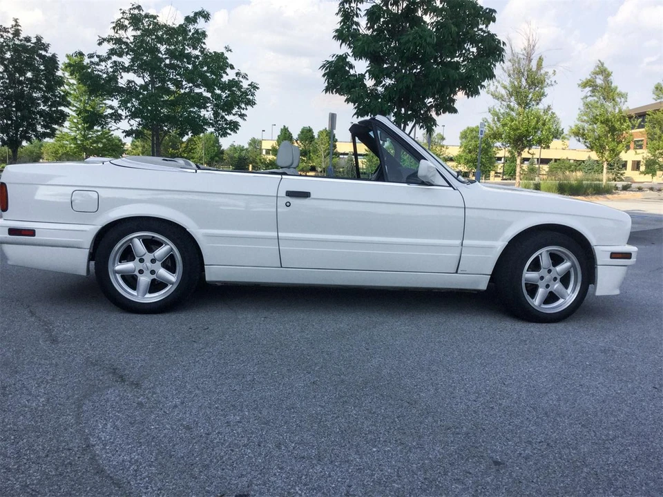 1992 BMW E30 3 Series - Image 25 of 31