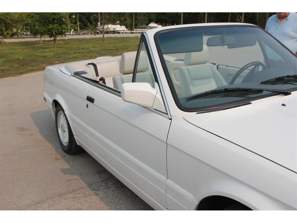 1992 BMW E30 3 Series - Image 29 of 31