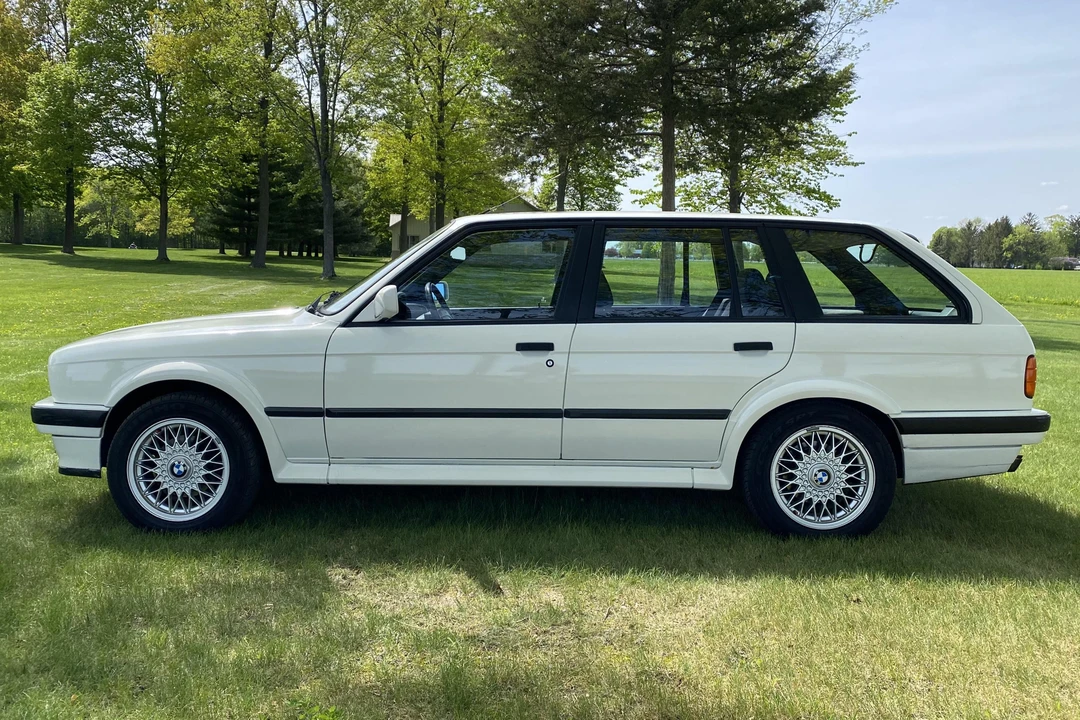 1992 BMW E30 3 Series - Image 8 of 16