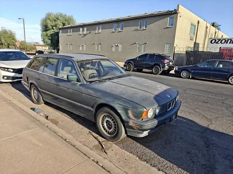 1992 BMW 5 Series 525iT Wagon 4D