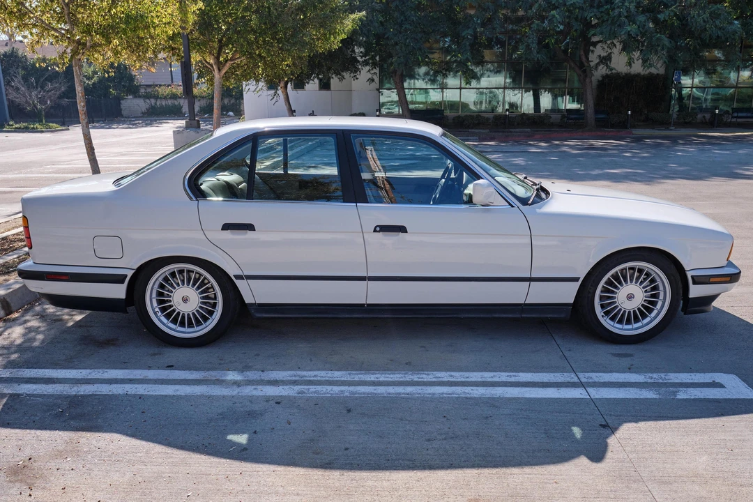 1992 BMW E34 5 Series - Image 3 of 31