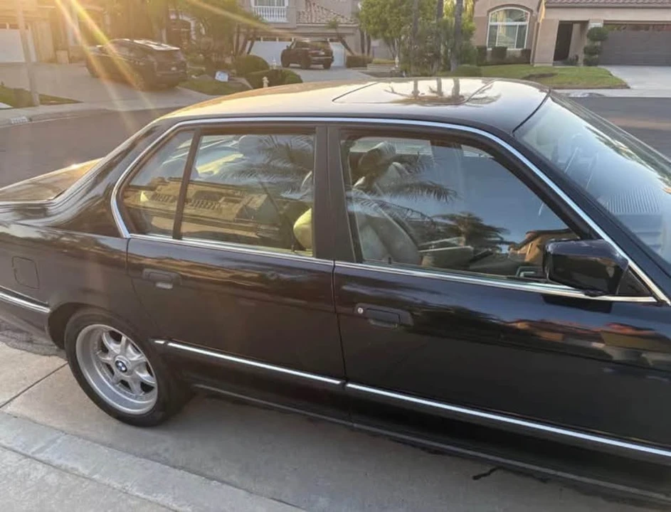 1992 BMW E32 7 Series - Image 3 of 15