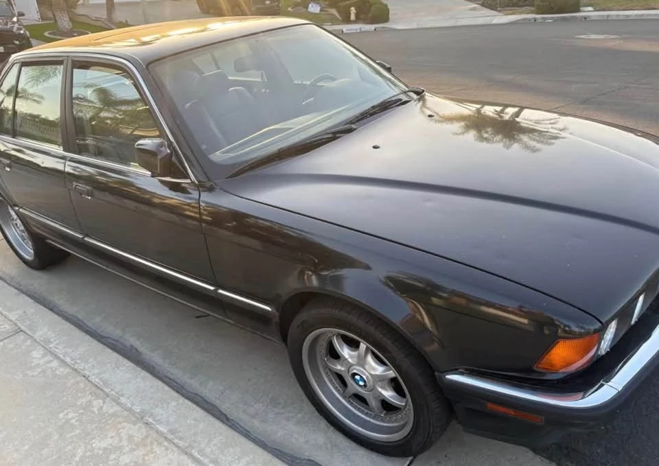 1992 BMW E32 7 Series - Image 4 of 15