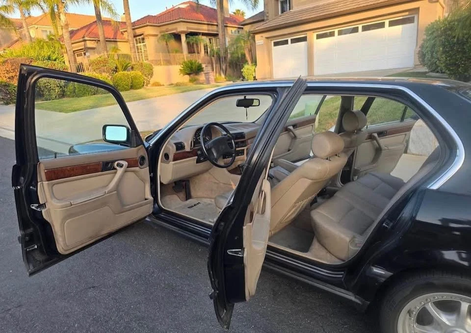 1992 BMW E32 7 Series - Image 6 of 15