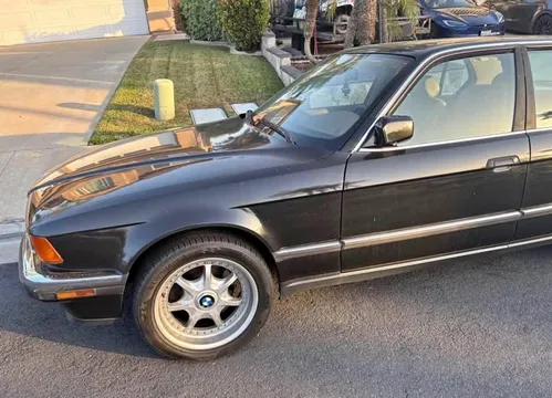 1992 BMW 7 Series 735i Sedan 4D