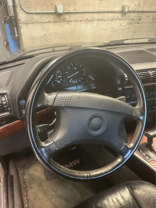 1992 BMW E32 7 Series - Image 6 of 10