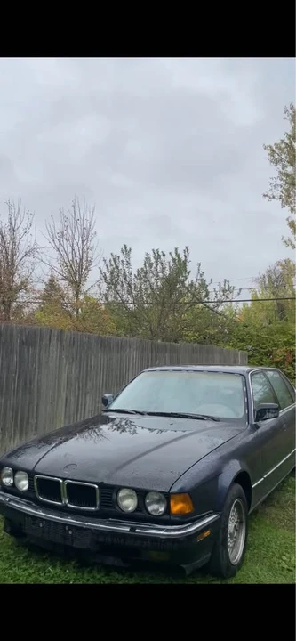 1992 BMW E32 7 Series - Image 2 of 9