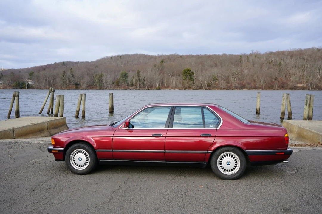 1992 BMW E32 7 Series - Image 7 of 31