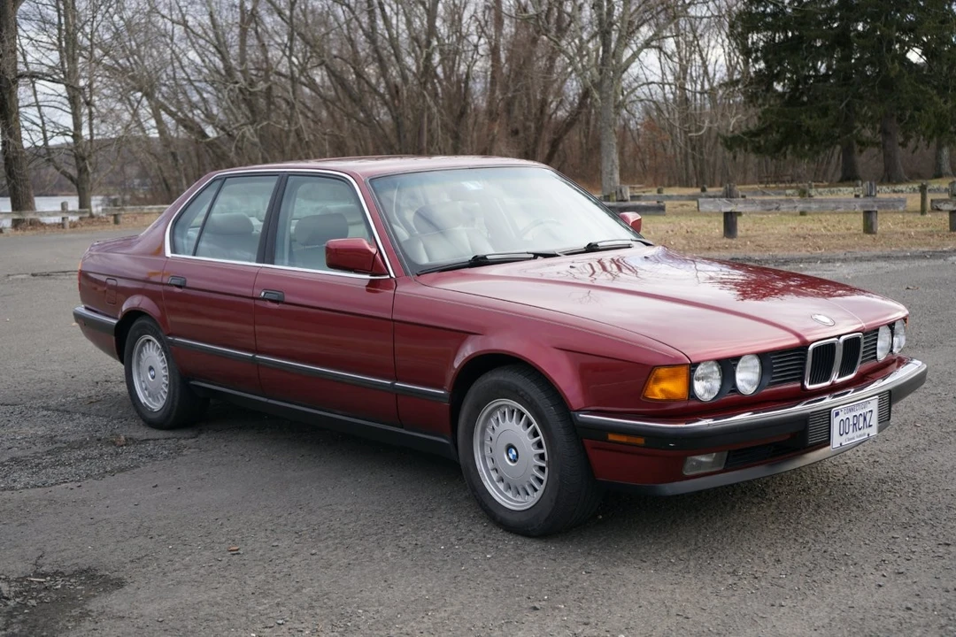 1992 BMW E32 7 Series - Image 17 of 31