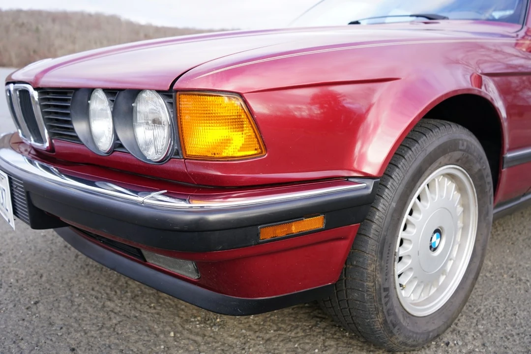 1992 BMW E32 7 Series - Image 23 of 31