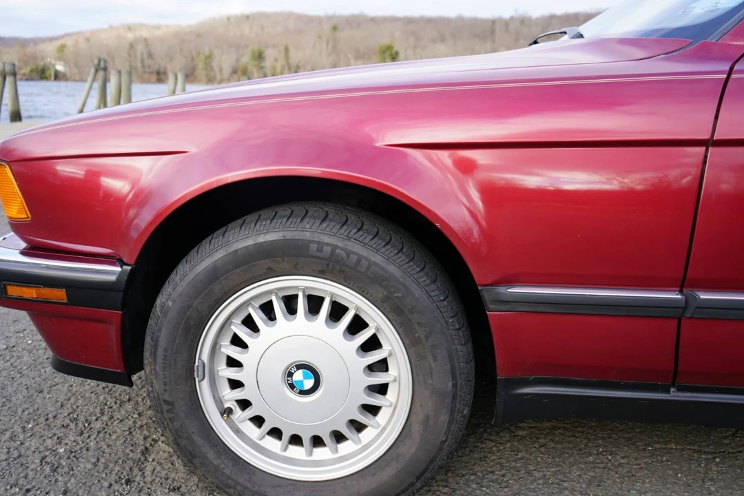 1992 BMW E32 7 Series - Image 24 of 31