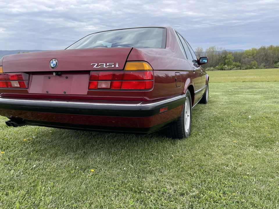 1992 BMW E32 7 Series - Image 21 of 31