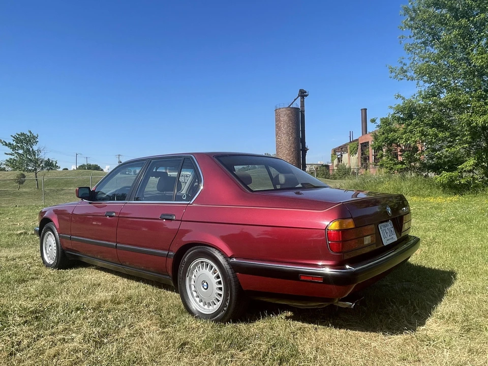 1992 BMW E32 7 Series - Image 17 of 31