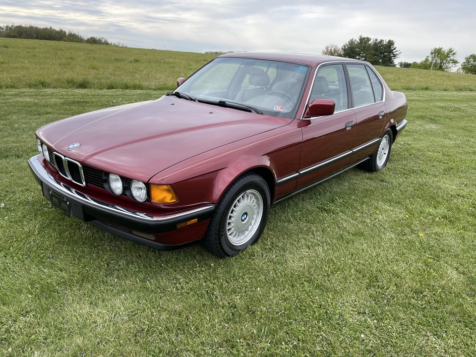 1992 BMW E32 7 Series - Image 8 of 31
