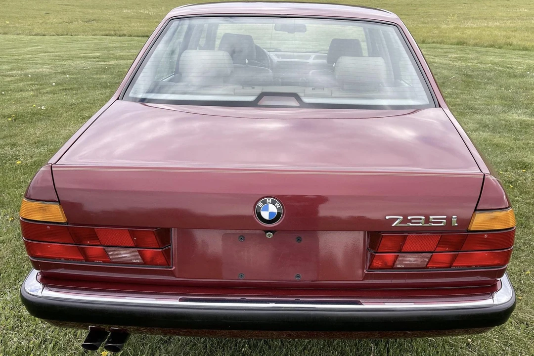 1992 BMW E32 7 Series - Image 5 of 31