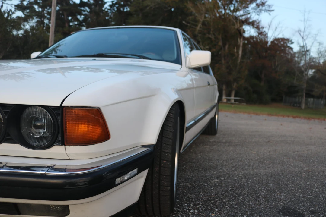 1992 BMW E32 7 Series - Image 12 of 31