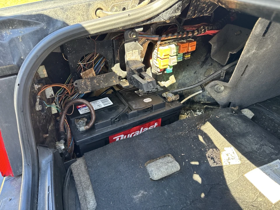 1992 BMW E31 8 Series - Image 15 of 16