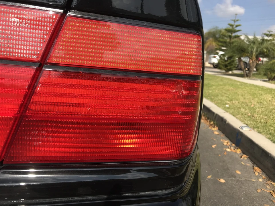 1992 BMW E31 850i & 850Ci - Image 23 of 31