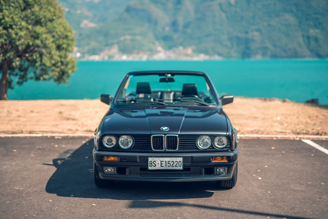 1992 BMW E30 3 Series - Image 2 of 31
