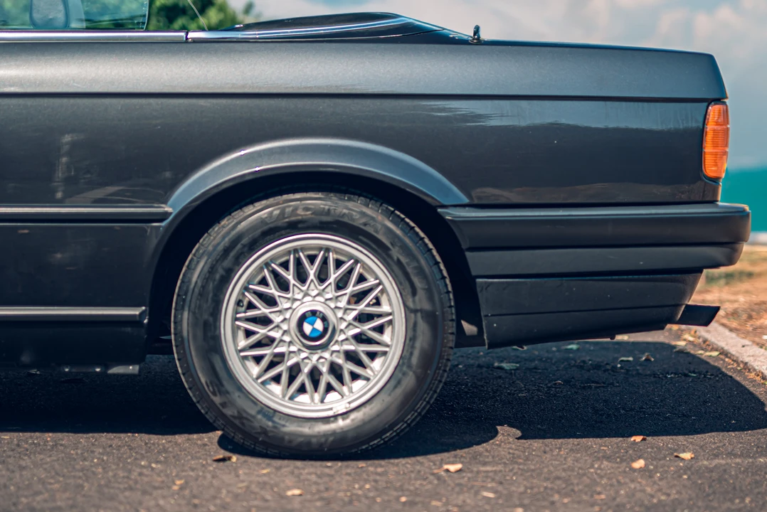 1992 BMW E30 3 Series - Image 23 of 31