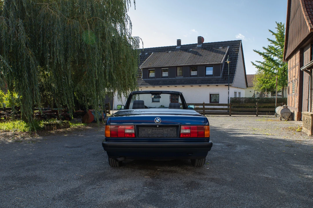 1992 BMW E30 3 Series - Image 8 of 31