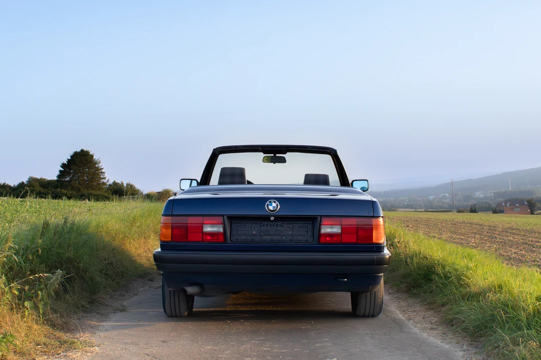 1992 BMW E30 3 Series - Image 18 of 31