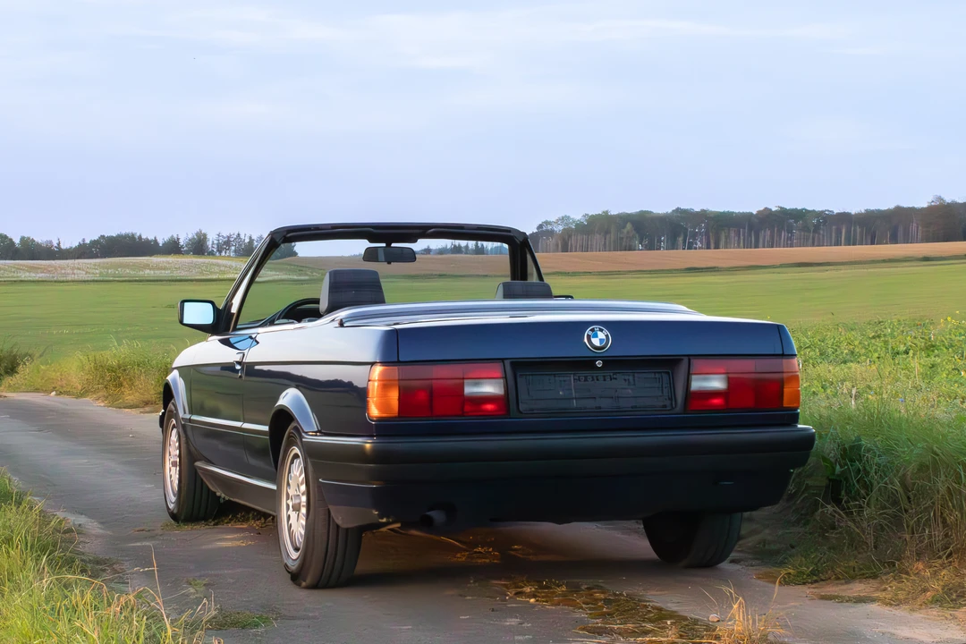 1992 BMW E30 3 Series - Image 17 of 31