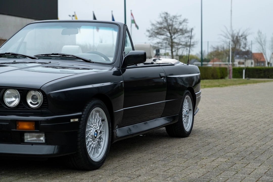 1992 BMW E30 M3 - Image 16 of 31