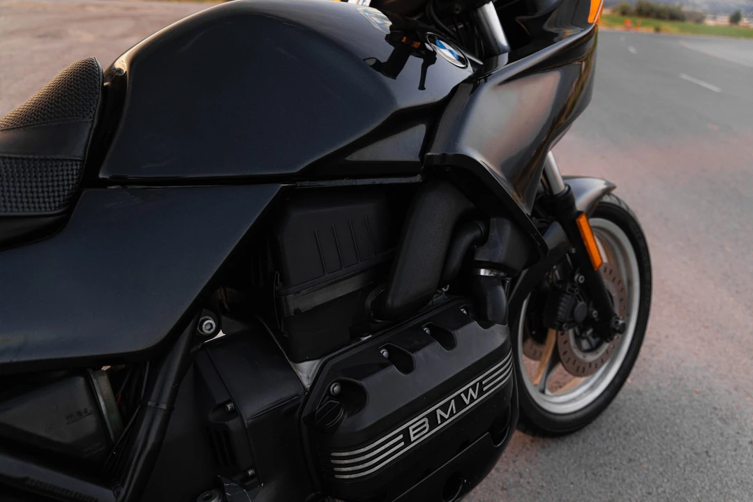 1992 BMW K75 & K100 - Image 19 of 31