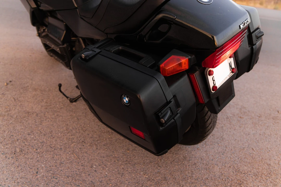 1992 BMW K75 & K100 - Image 26 of 31