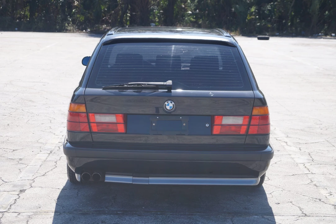 1992 BMW E34 M5 - Image 8 of 31