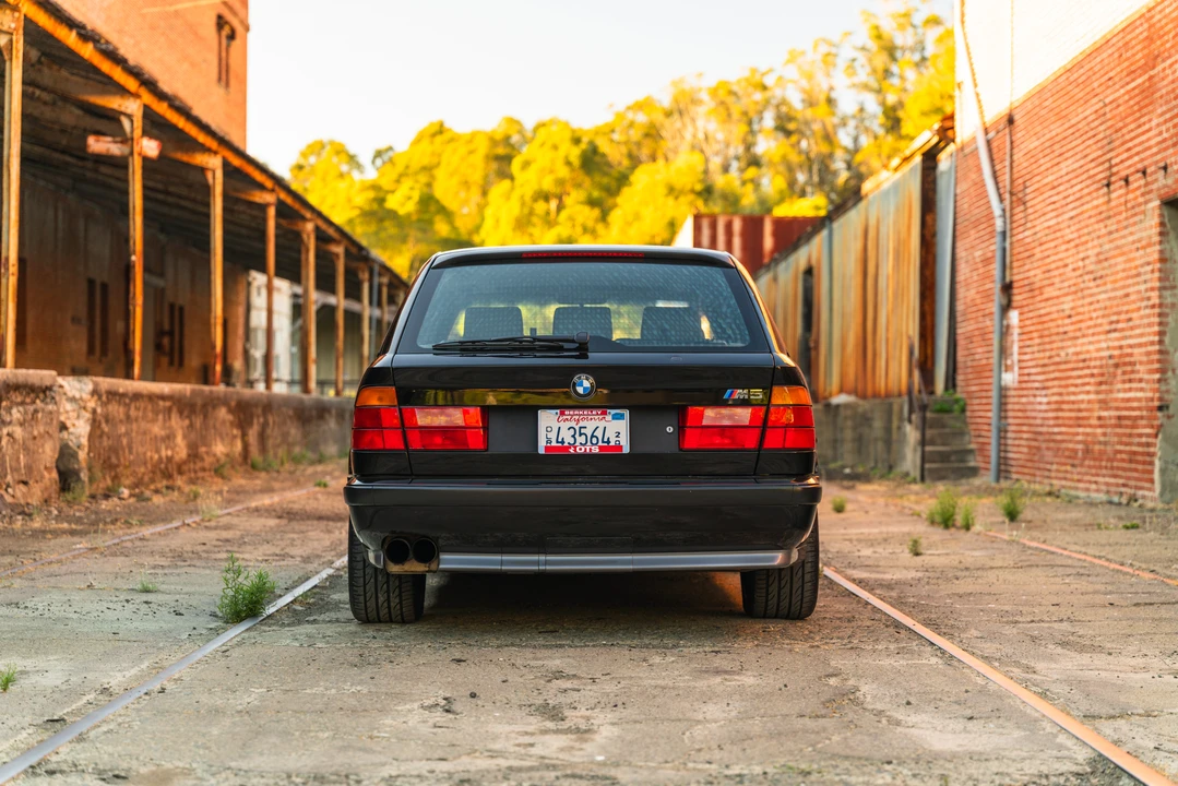 1992 BMW E34 M5 - Image 15 of 31