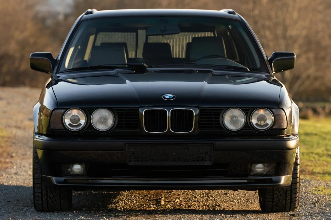 1992 BMW E34 M5 - Image 2 of 31