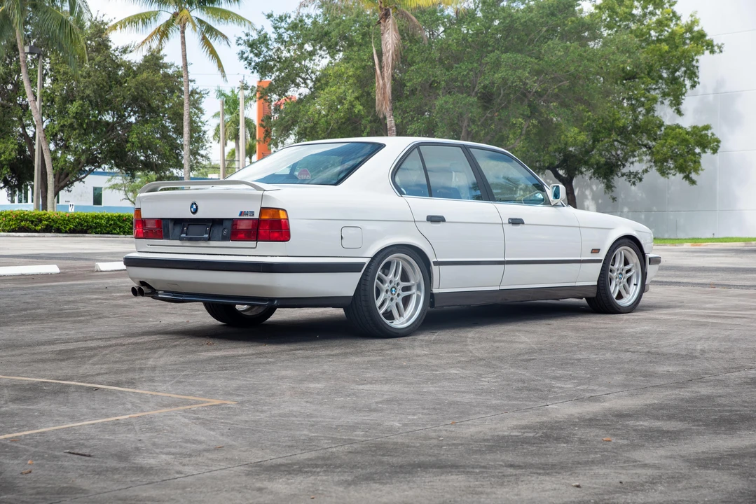 1992 BMW E34 M5 - Image 7 of 31