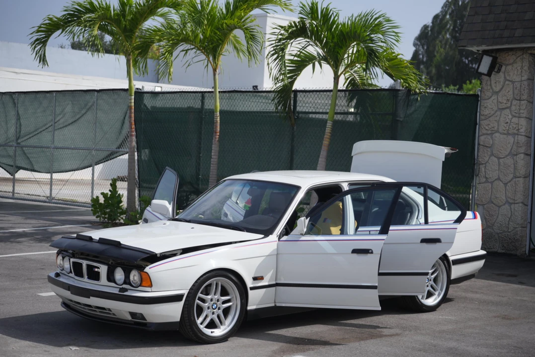 1992 BMW E34 M5 - Image 25 of 31