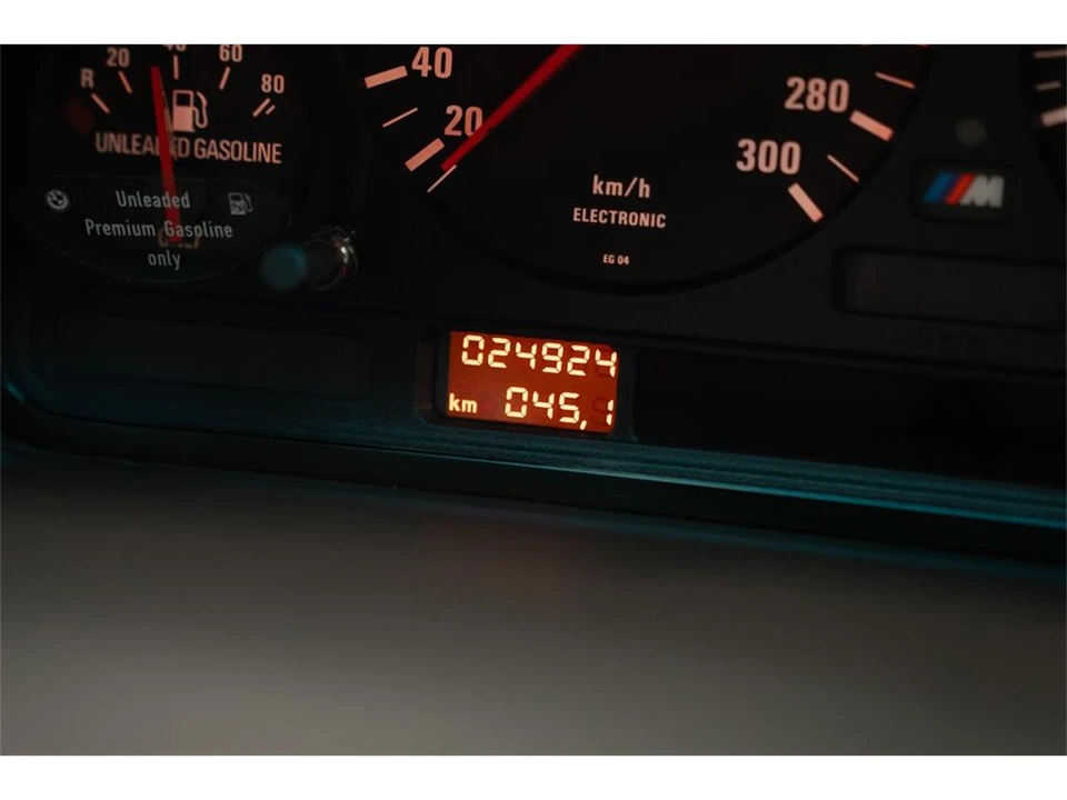1992 BMW E34 M5 - Image 8 of 31
