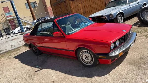 1992 BMW 325i Convertible